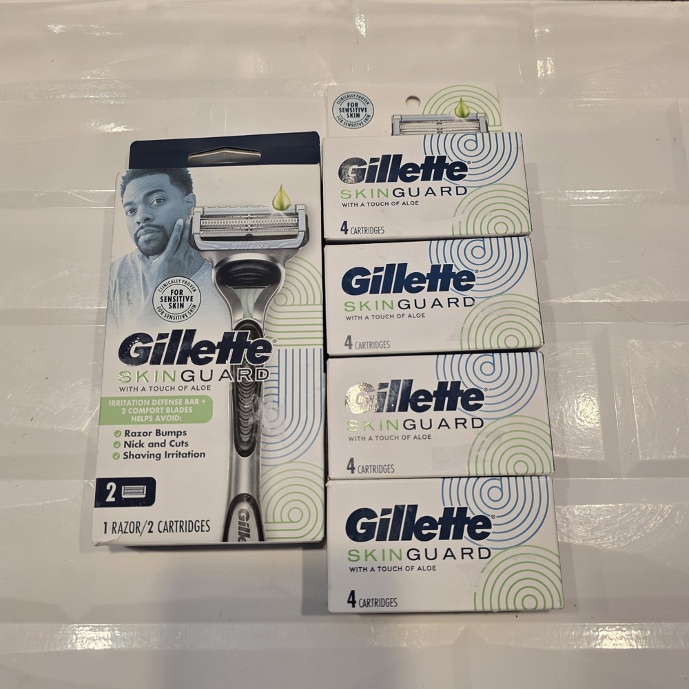 Gillette SkinGuard Razor For Sensitive Skin 1 Razor/ 18 Cartridges Included NEW